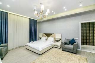 Апартаменты Art Nouveau Apartment in the city center by Time Group Баку Апартаменты с 2 спальнями-16