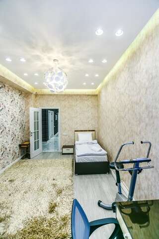 Апартаменты Art Nouveau Apartment in the city center by Time Group Баку Апартаменты с 2 спальнями-20