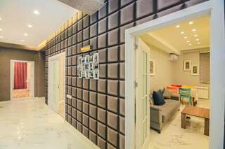 Апартаменты Art Nouveau Apartment in the city center by Time Group Баку Апартаменты с 2 спальнями-26
