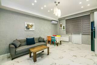 Апартаменты Art Nouveau Apartment in the city center by Time Group Баку Апартаменты с 2 спальнями-36