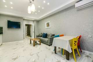 Апартаменты Art Nouveau Apartment in the city center by Time Group Баку Апартаменты с 2 спальнями-74