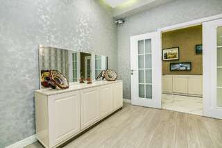 Апартаменты Art Nouveau Apartment in the city center by Time Group Баку Апартаменты с 2 спальнями-8